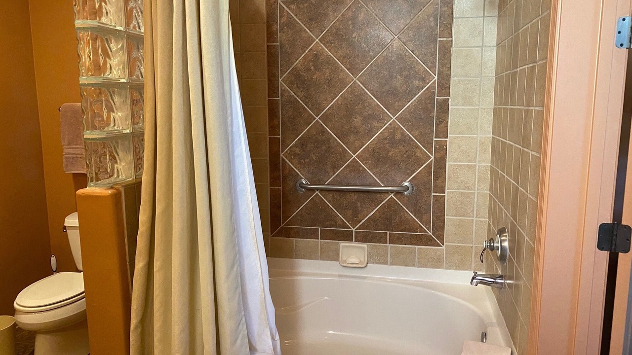 Photo of Bathroom in Tumacacori