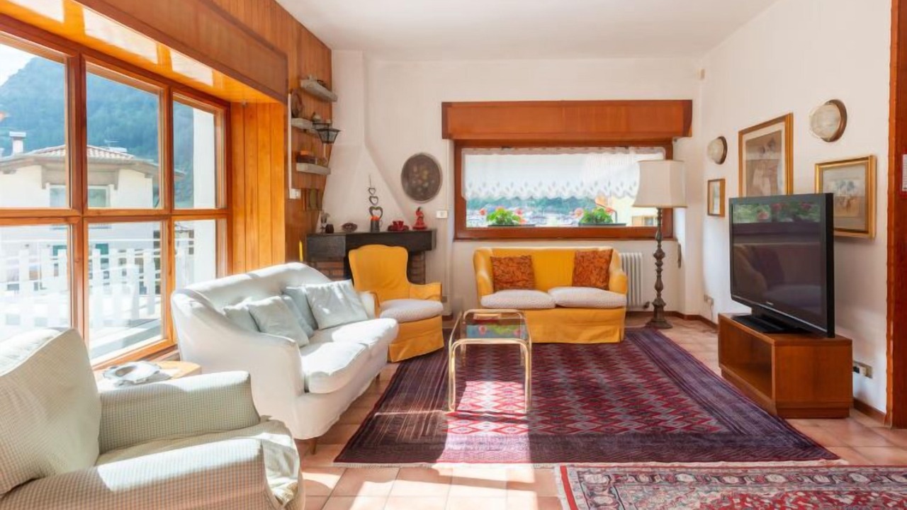 Photo of Livingroom in Pellizzano