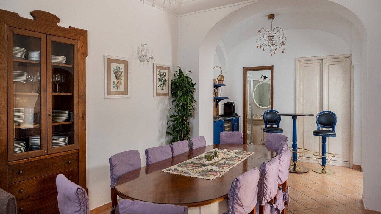 Photo of Livingroom in Path of the Gods