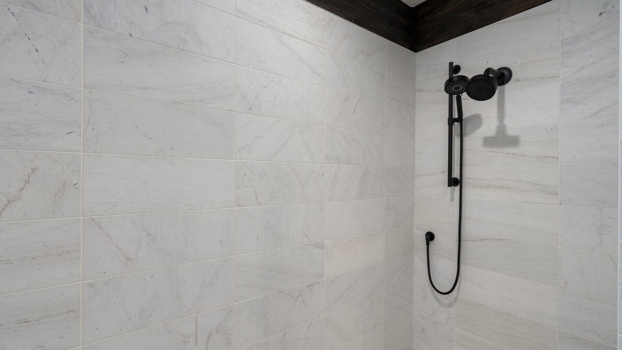 Photo of Bathroom in Leigh Estates