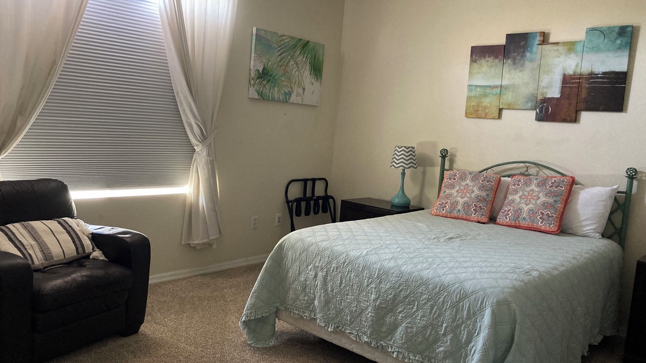 Photo of Bedroom in Superstition Lakes