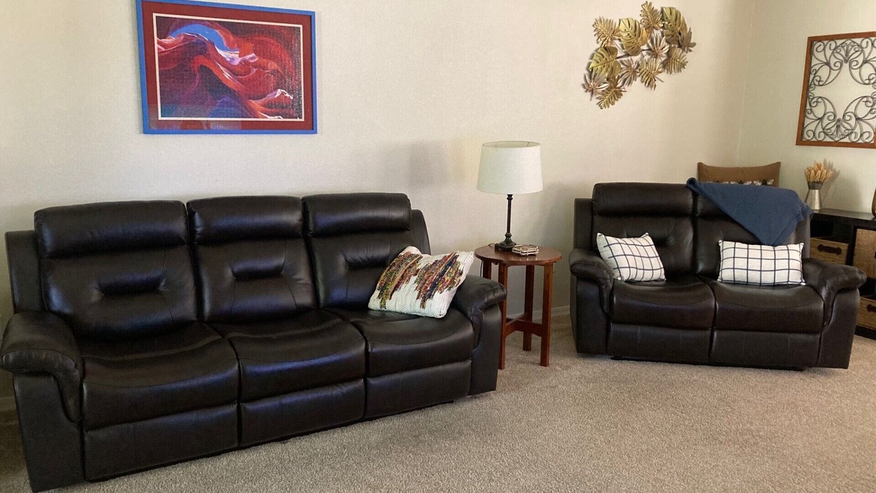 Photo of Livingroom in Superstition Lakes