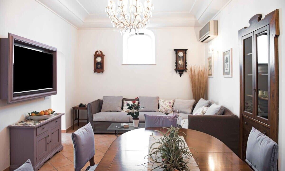 Photo of Livingroom in Path of the Gods