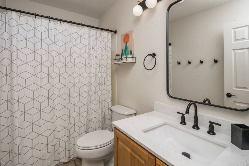 Photo of Bathroom in Arrowhead Ranch