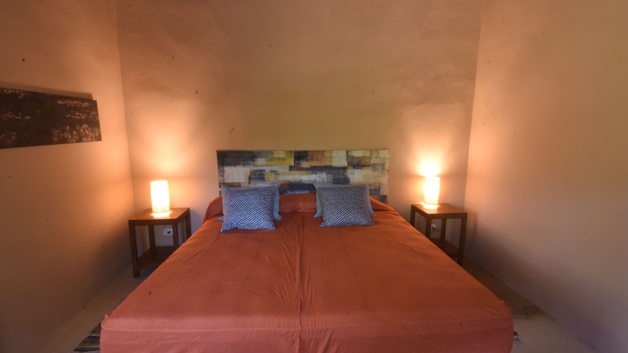 Photo of Bedroom in Sauce