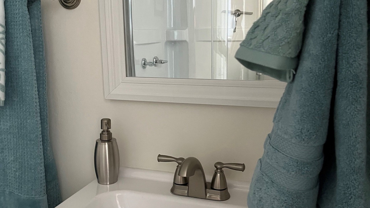 Photo of Bathroom in Foothills