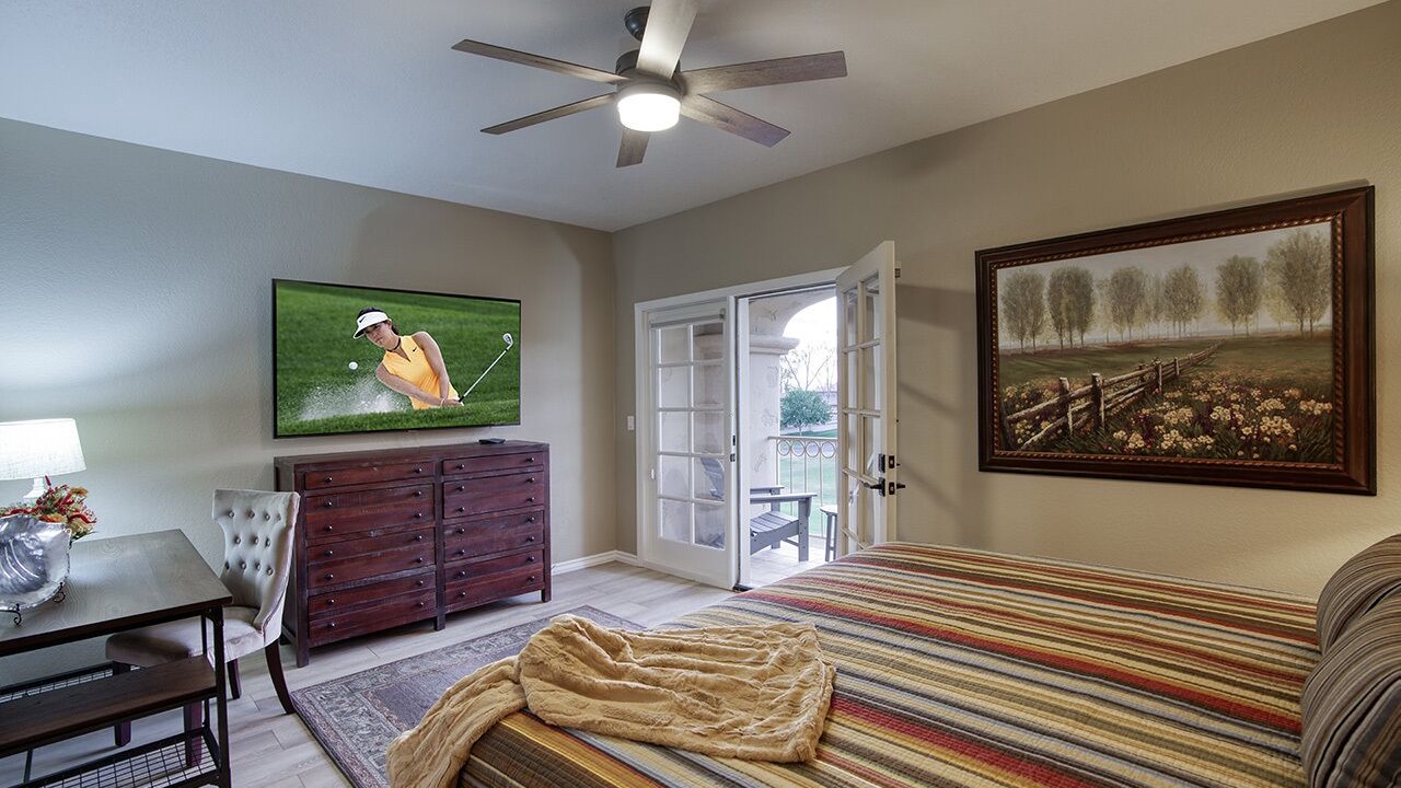 Photo of Bedroom in Biltmore Courts