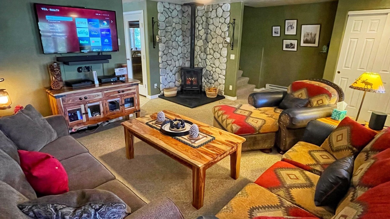 Photo of Livingroom in Duck Creek Village