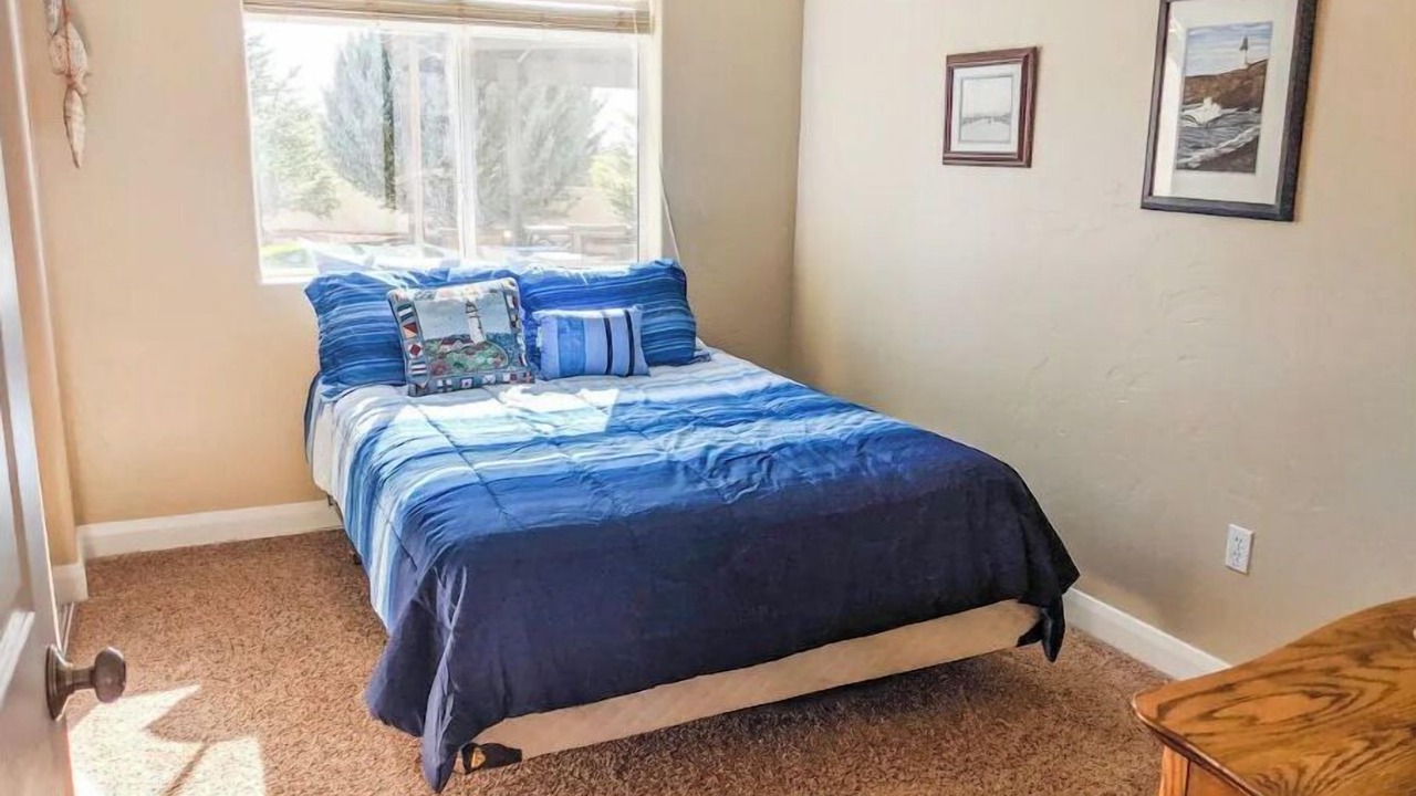 Photo of Bedroom in Fredonia