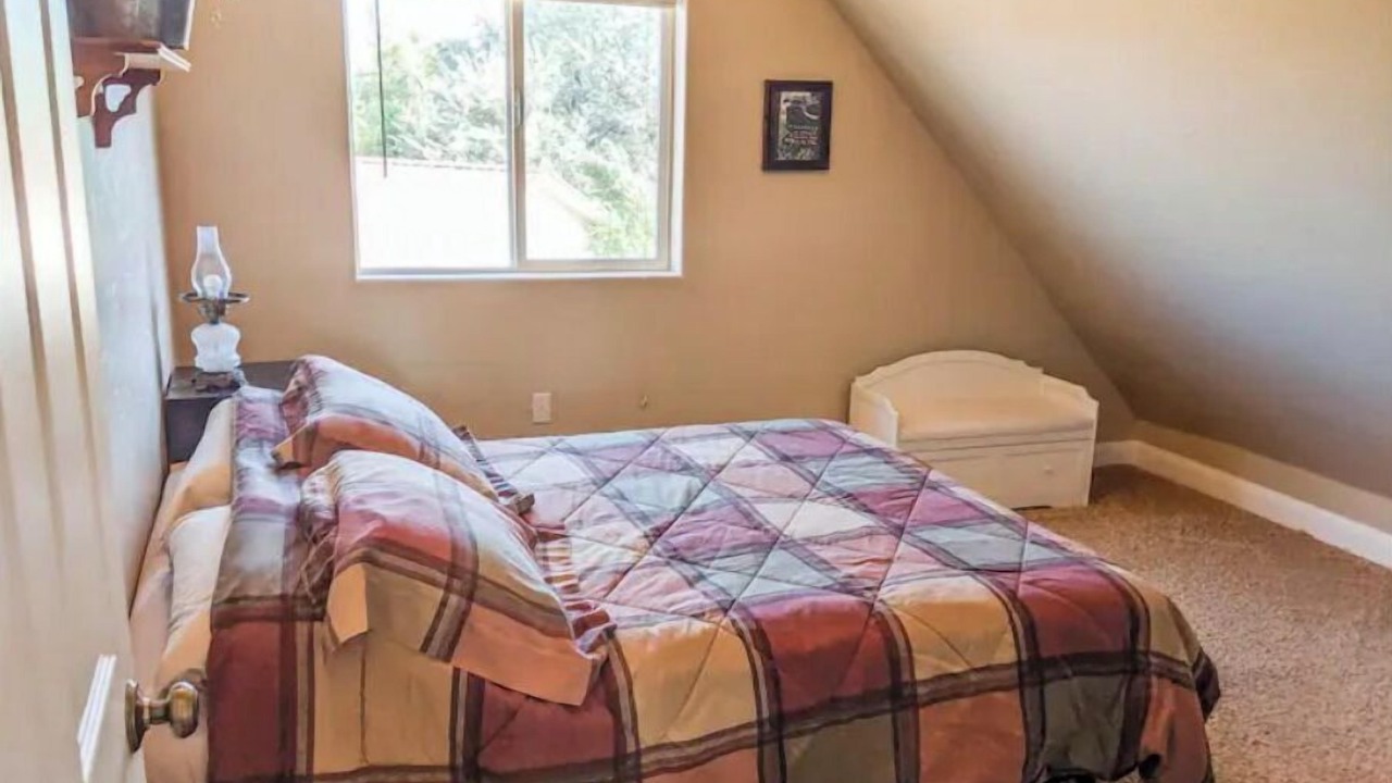 Photo of Bedroom in Fredonia