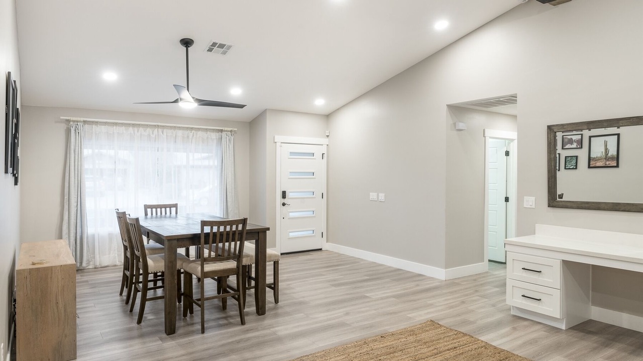 Photo of Livingroom in North Mountain