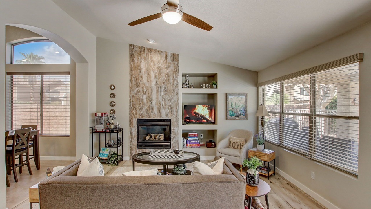 Photo of Livingroom in West Glen Community Association