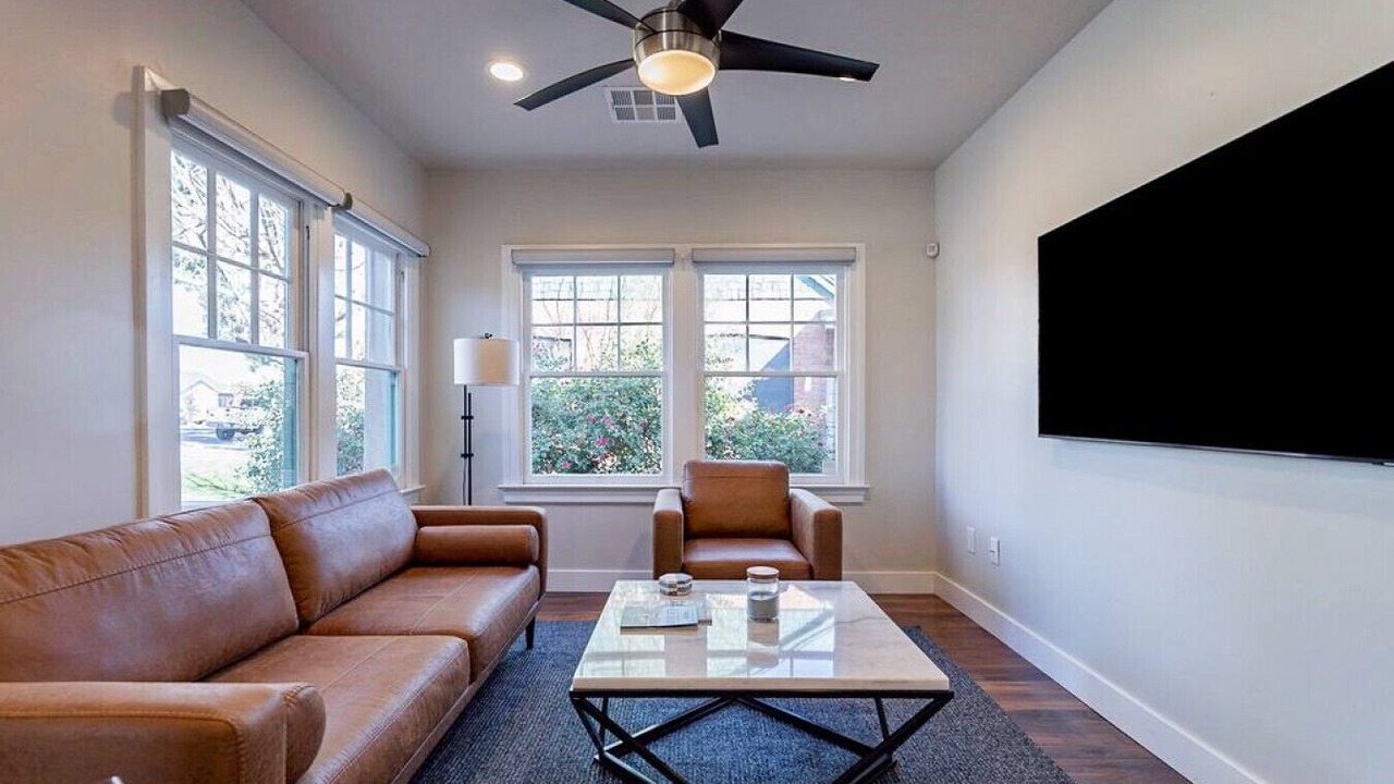 Photo of Livingroom in Encanto