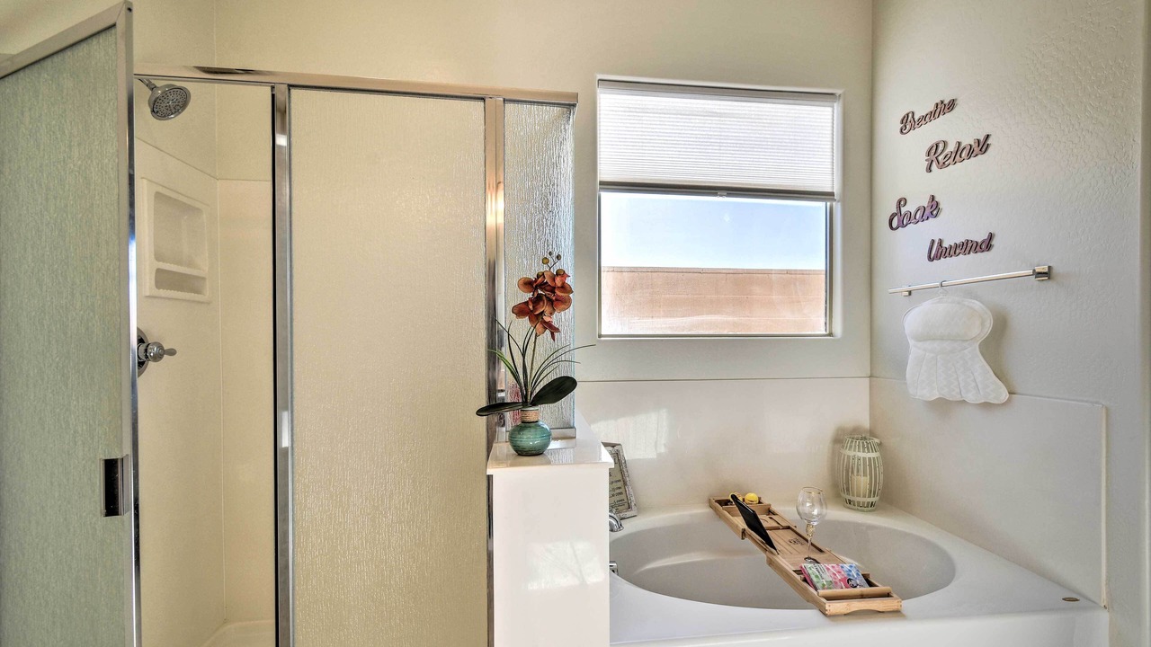 Photo of Bathroom in Montecito in Estrella