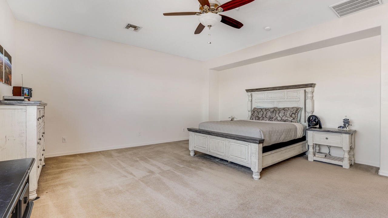 Photo of Bedroom in Westwing Mountain