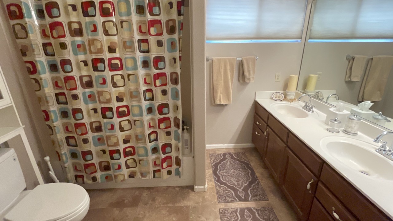 Photo of Bathroom in Val Vista Lakes
