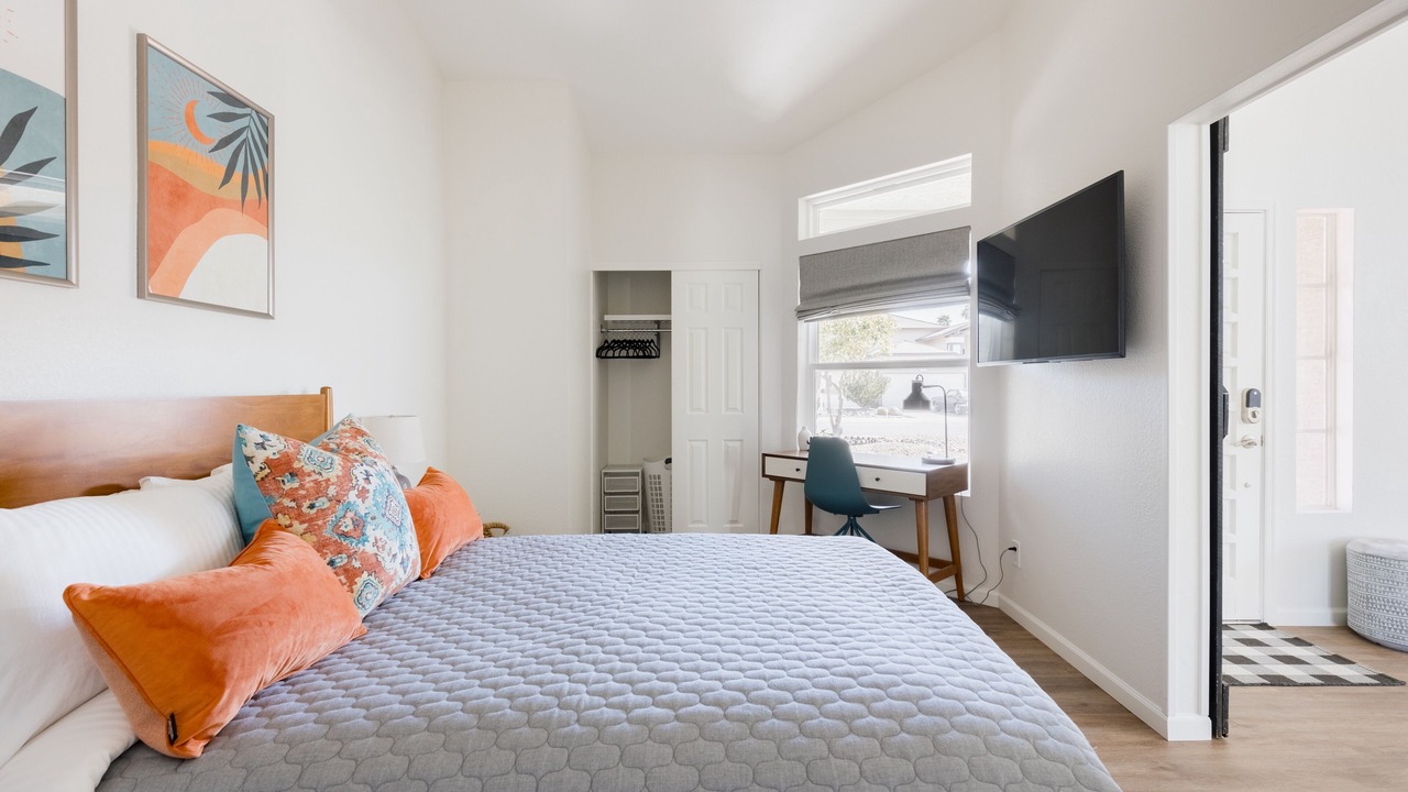 Photo of Bedroom in Central Scottsdale
