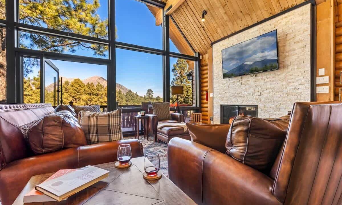 Photo of Livingroom in Flagstaff