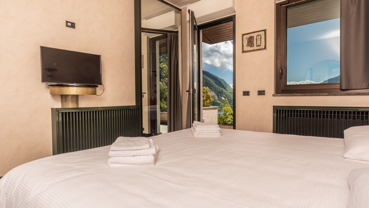 Photo of Bedroom in Molveno
