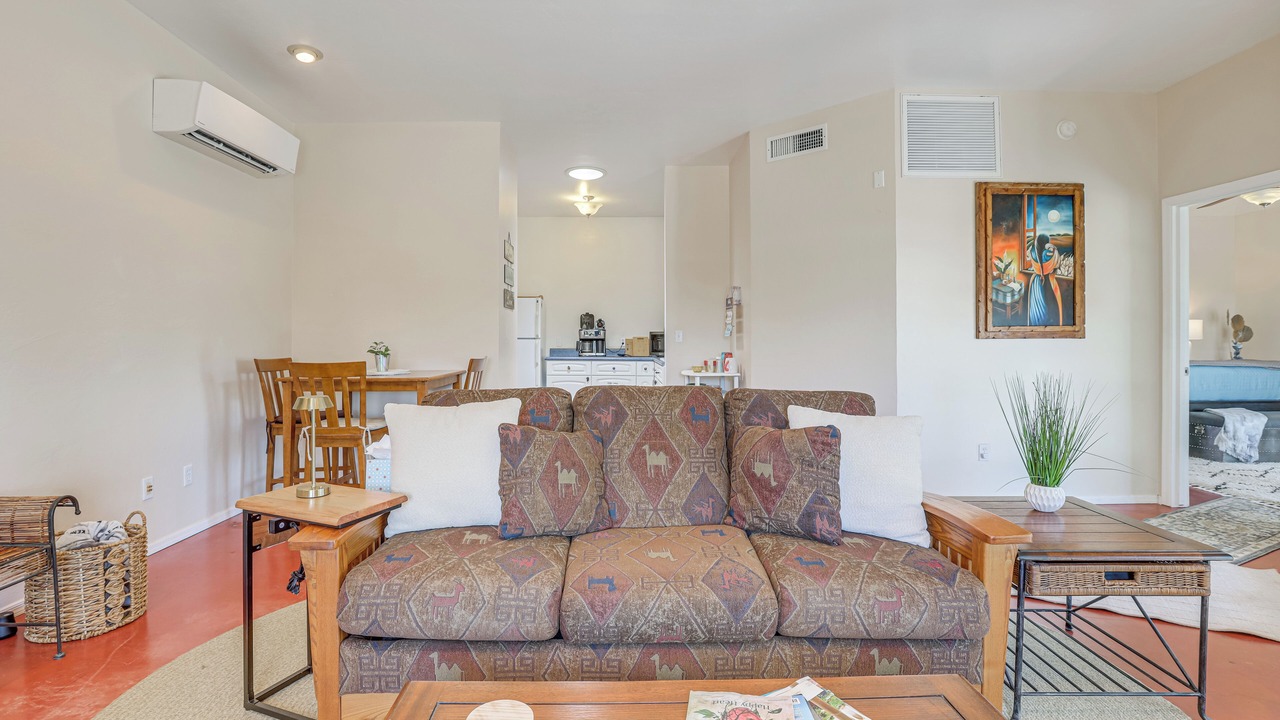 Photo of Livingroom in Casas Adobes Estates