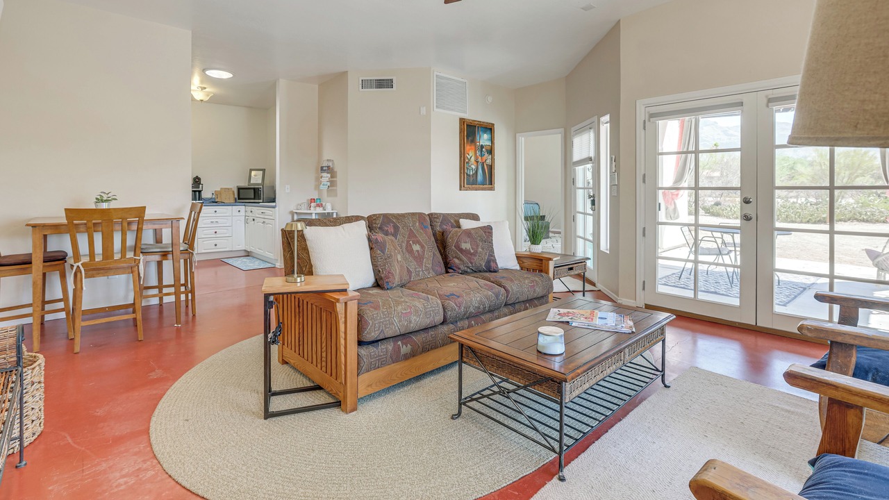 Photo of Livingroom in Casas Adobes Estates