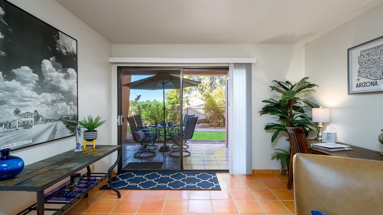 Photo of Outdoor in Paradise Valley Village