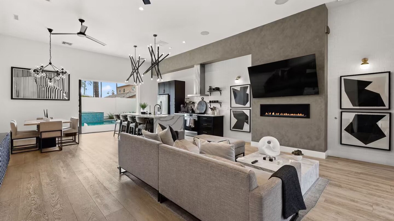 Photo of Livingroom in Arcadia Lite