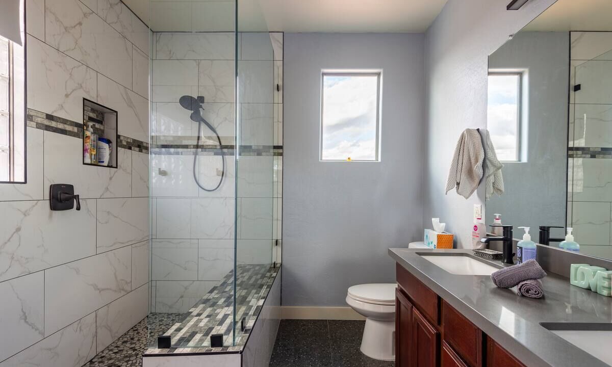 Photo of Bathroom in Crossriver