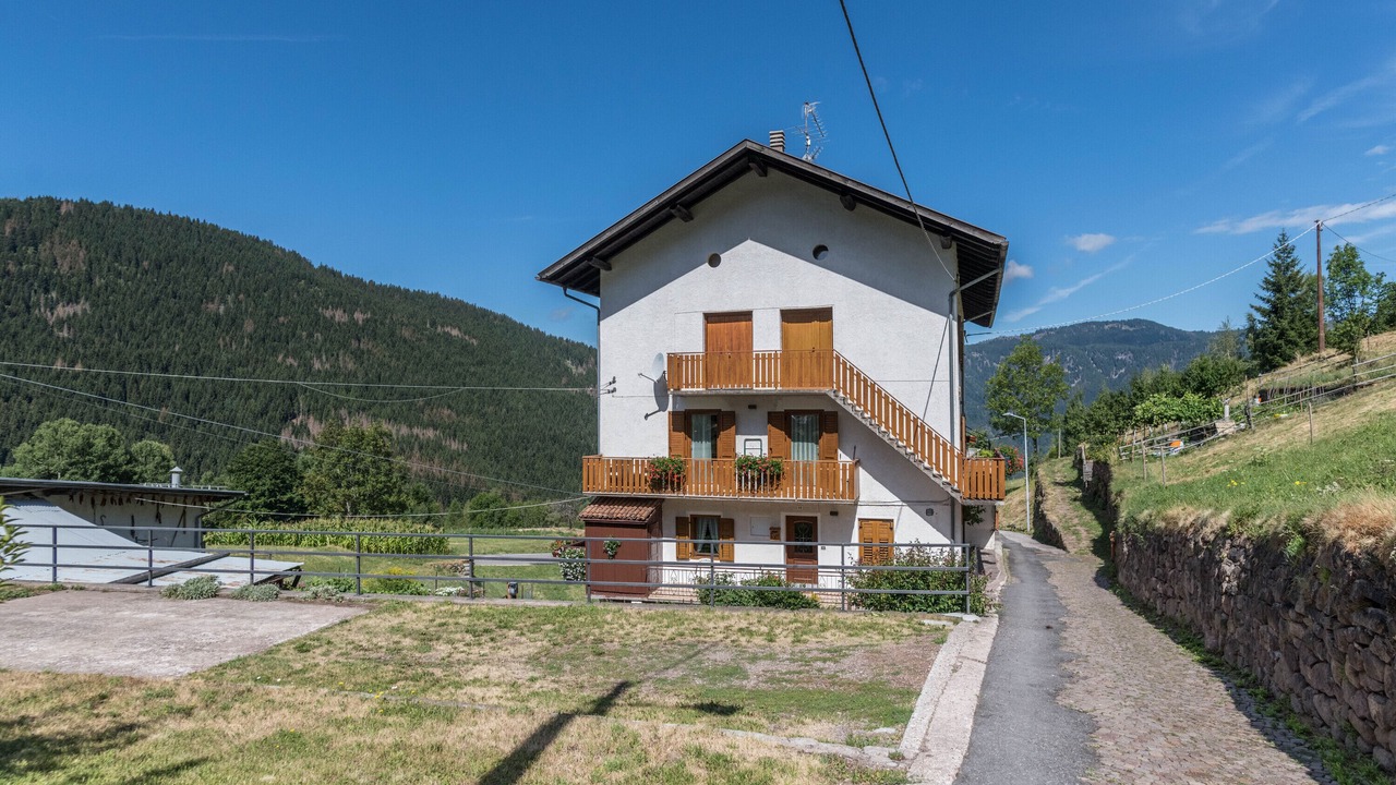 Photo of Outdoor in Sicina