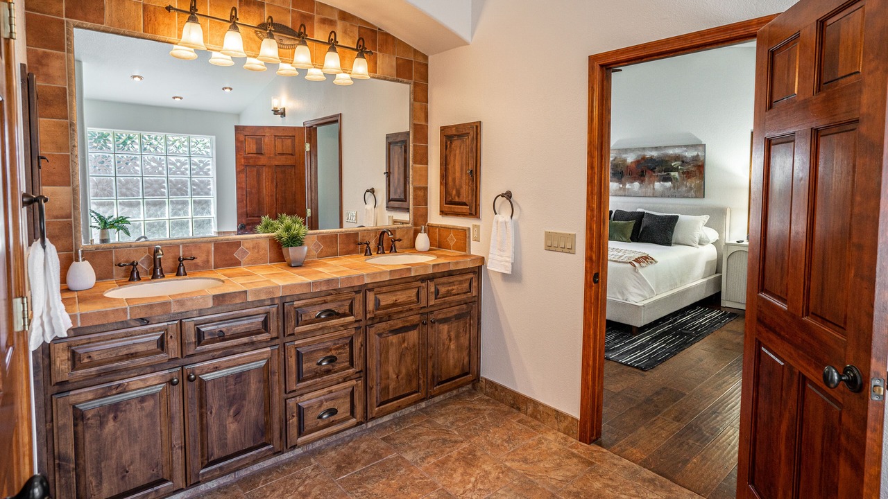 Photo of Bathroom in Arabian Views
