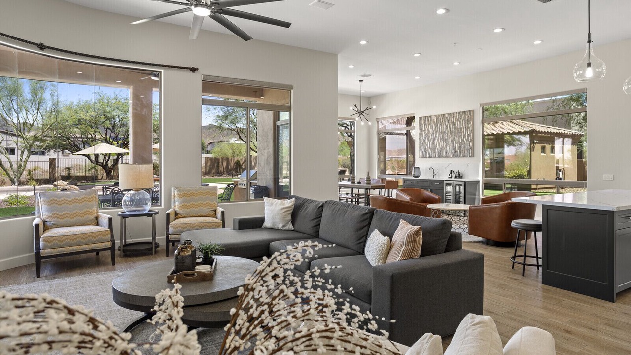 Photo of Livingroom in Central Scottsdale