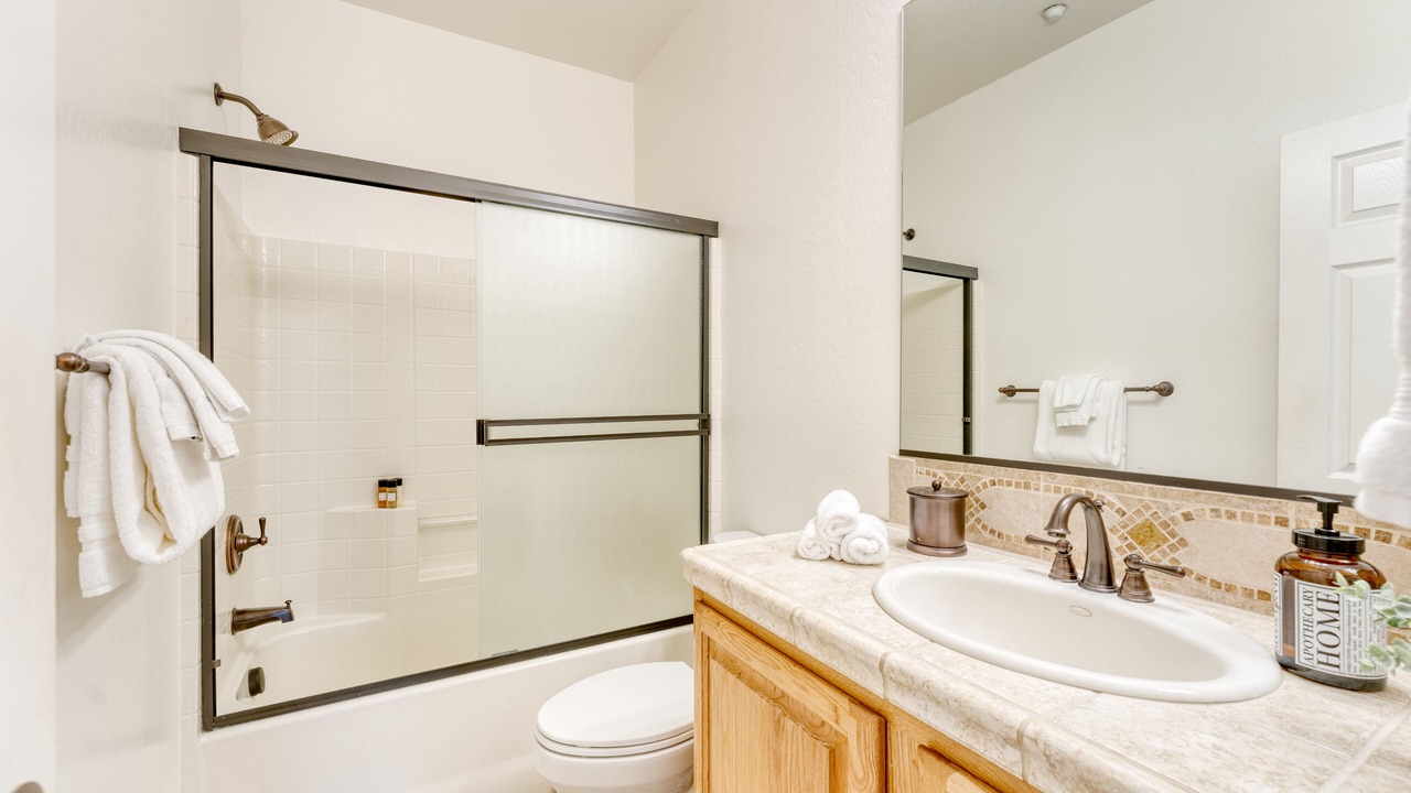Photo of Bathroom in Vistancia