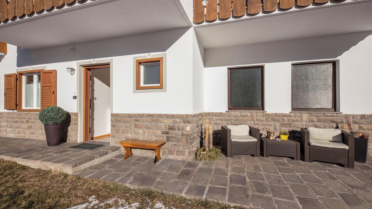 Photo of Outdoor in Pera