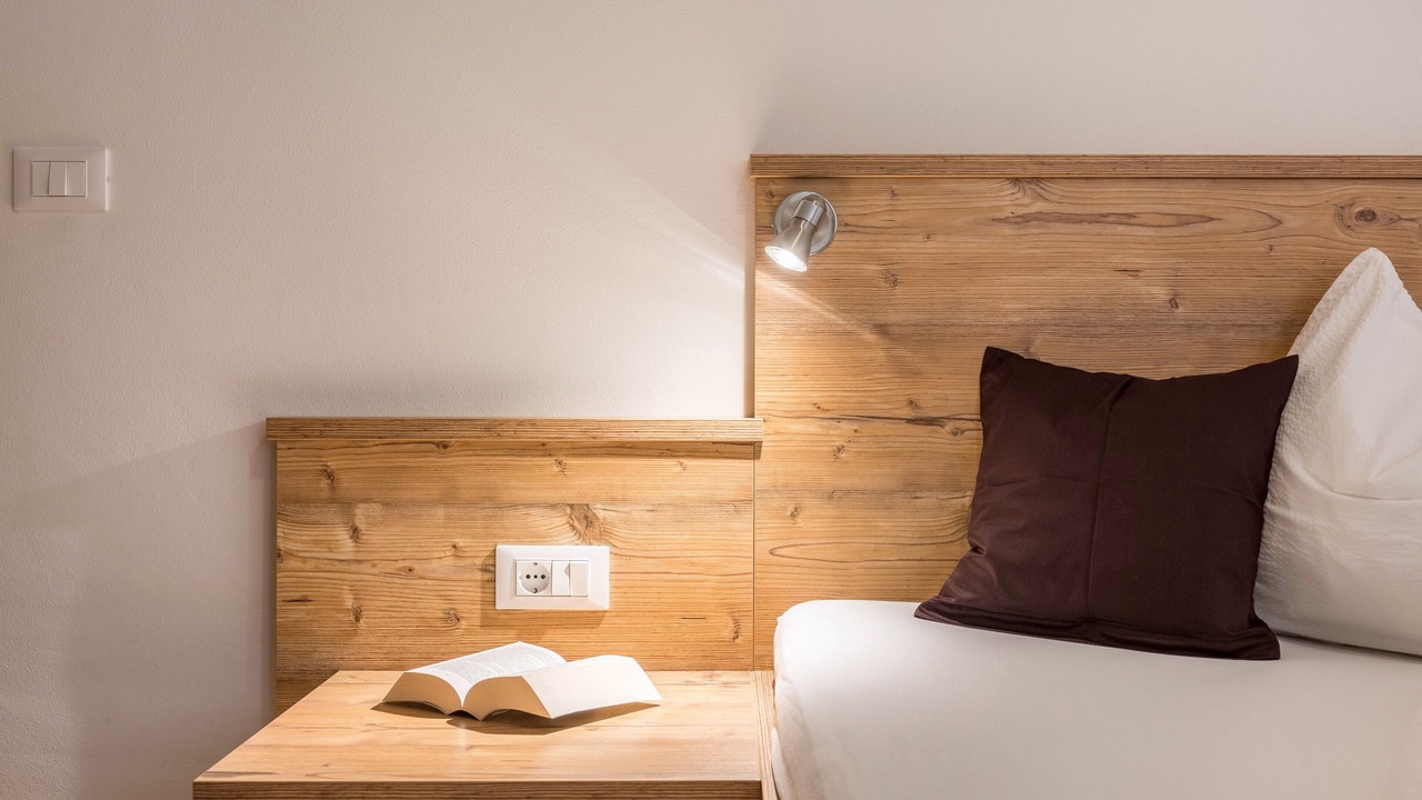 Photo of Bedroom in Laion