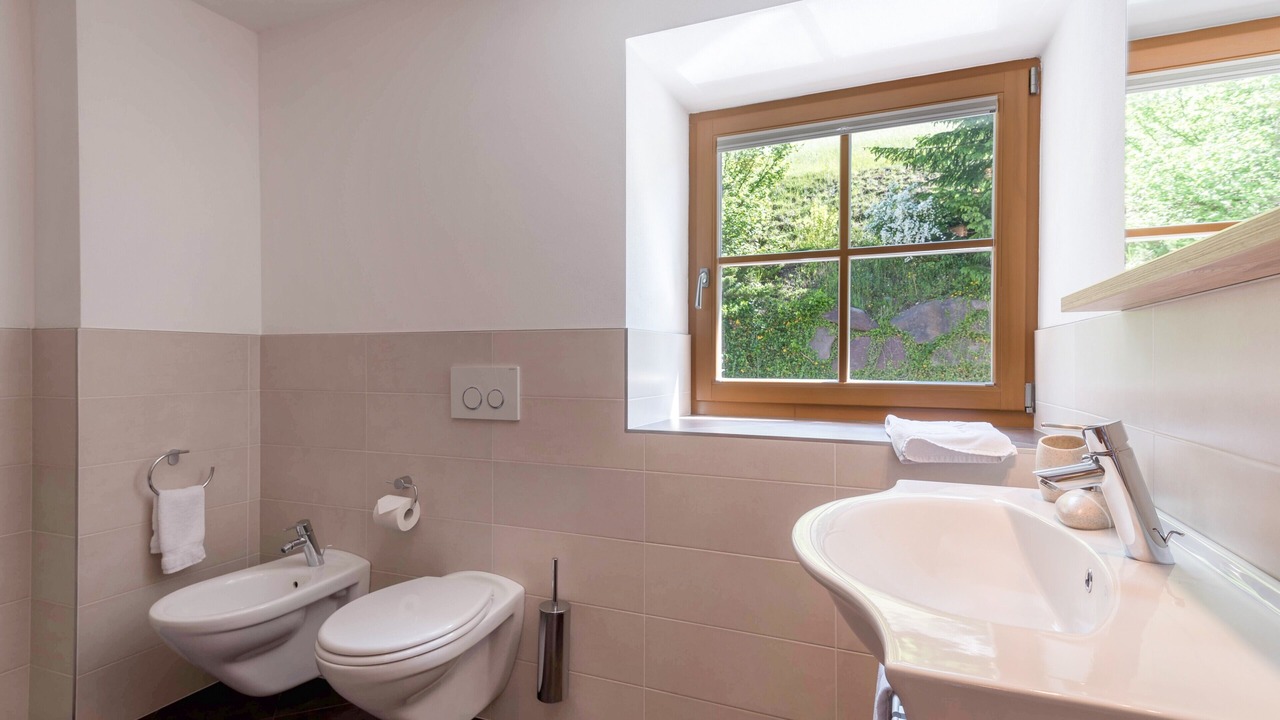Photo of Bathroom in Laion