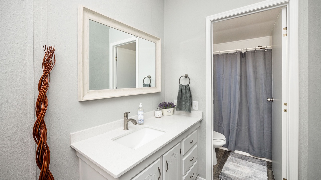 Photo of Bathroom in Diamond Valley