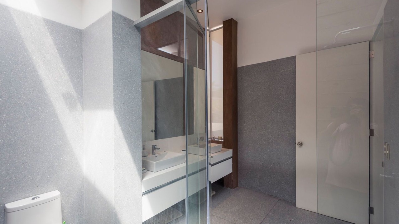 Photo of Bathroom in Pachacamac