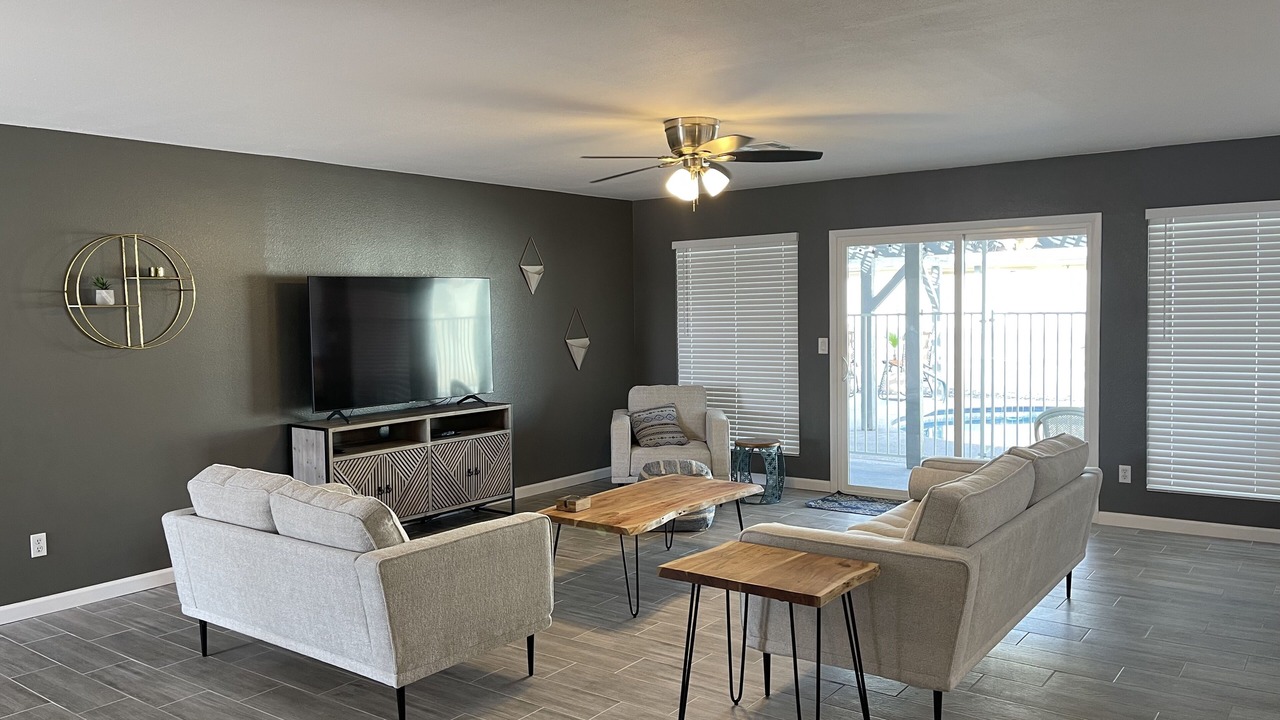 Photo of Livingroom in Foxfire