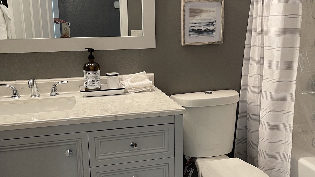 Photo of Bathroom in Foxfire