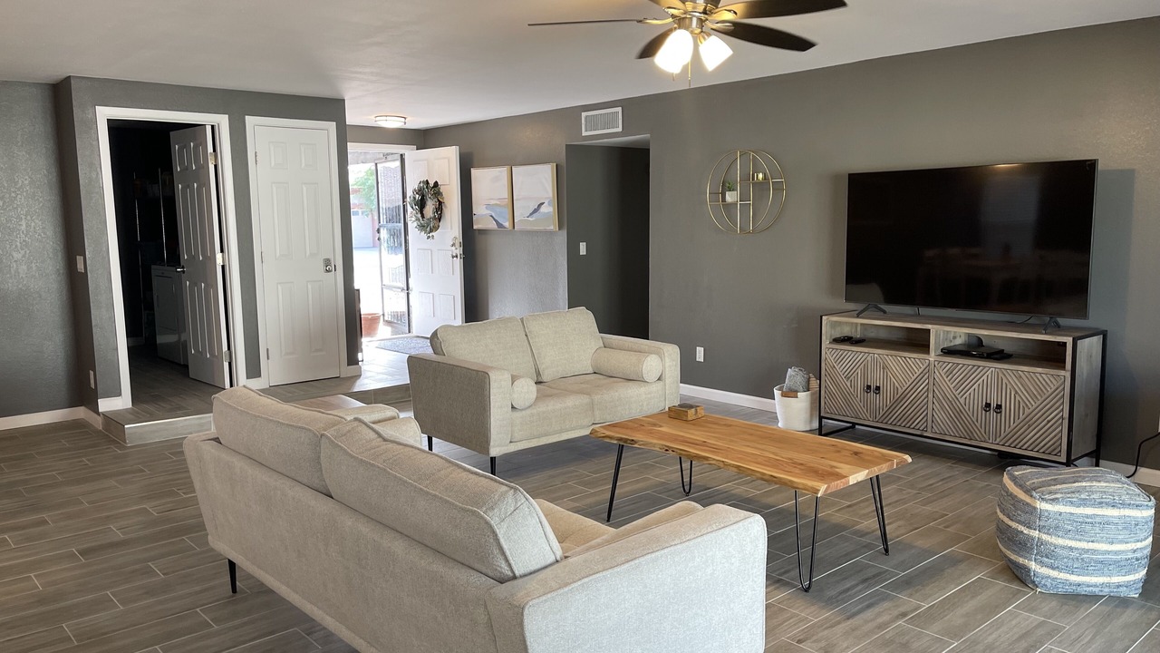 Photo of Livingroom in Foxfire