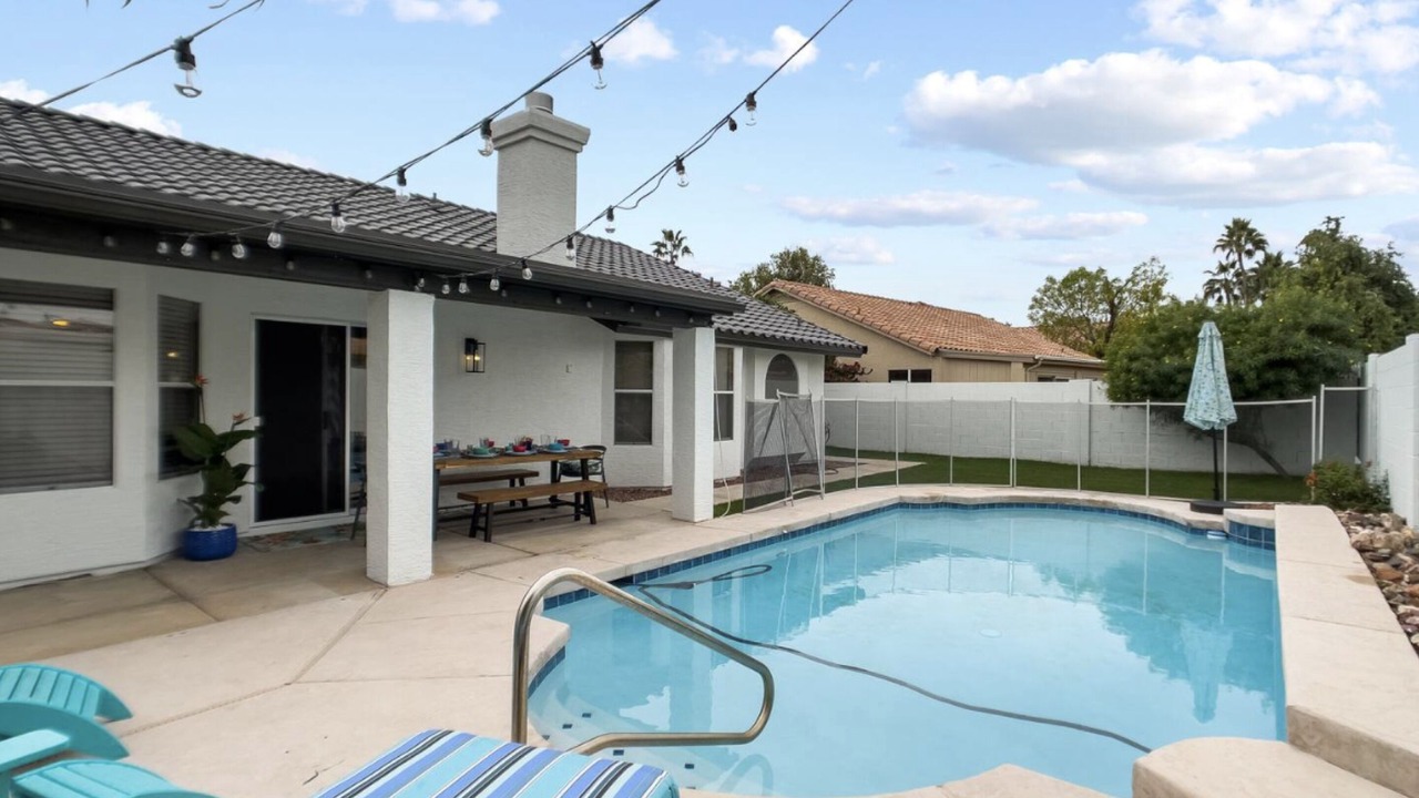 Photo of Outdoor in Val Vista Lakes