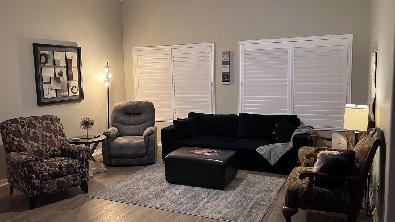 Photo of Livingroom in Gilbert