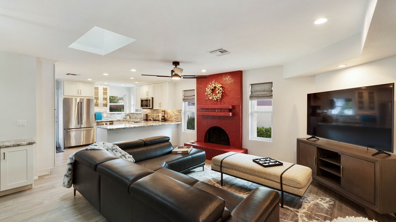 Photo of Livingroom in The Lakes