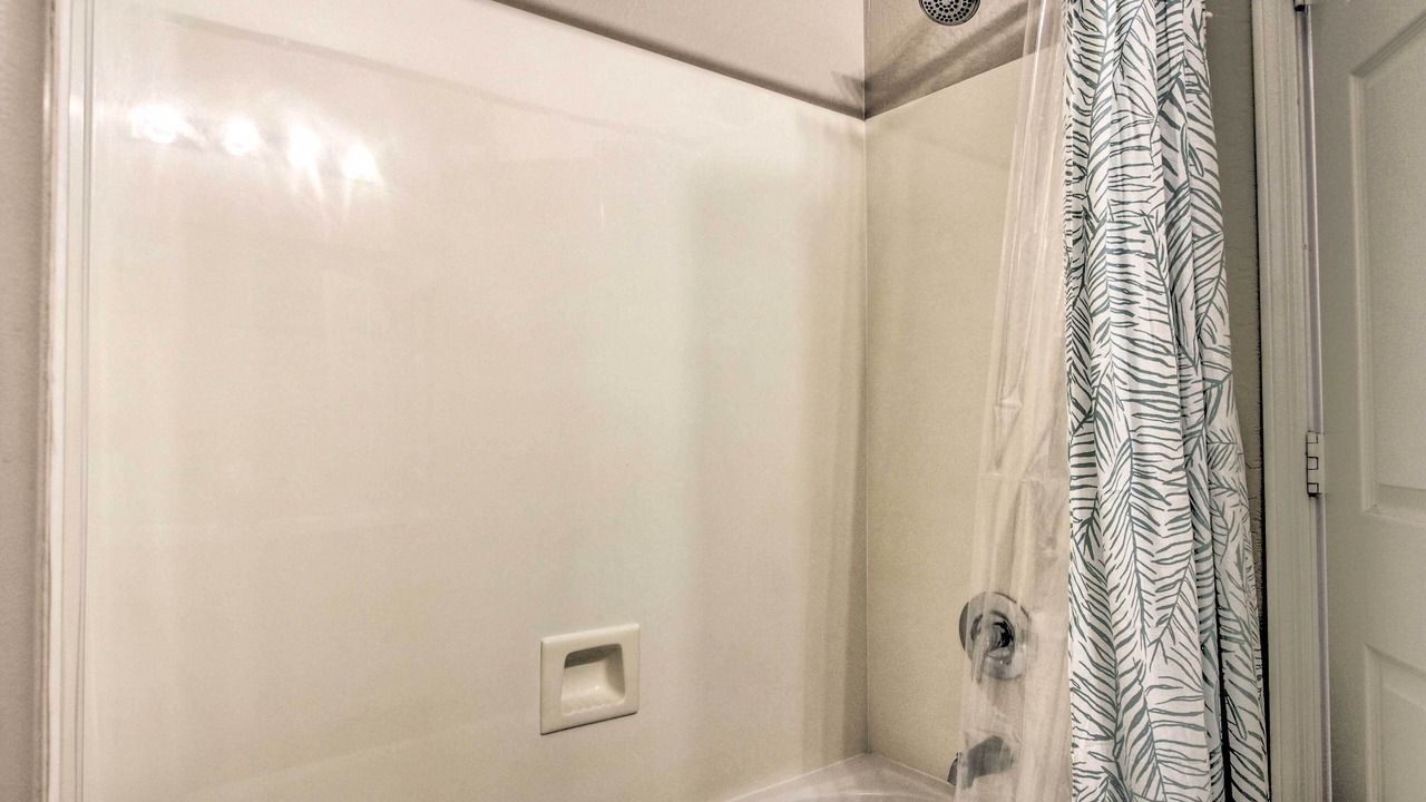 Photo of Bathroom in Bell West Ranch