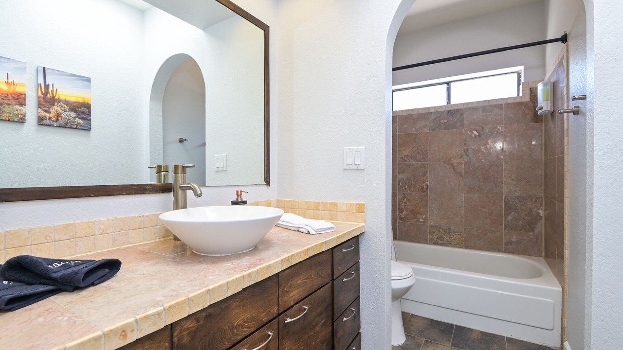 Photo of Bathroom in Heatherwood Hills