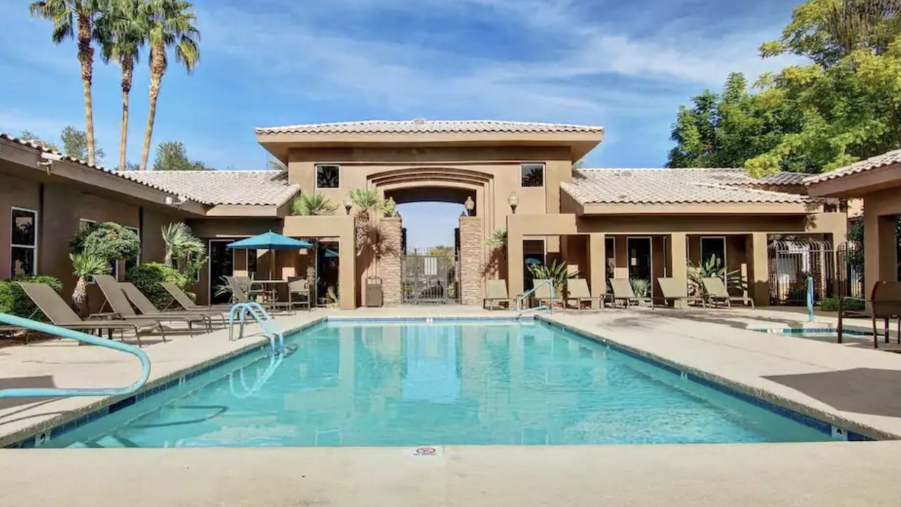 Photo of Outdoor in Paradise Valley Village