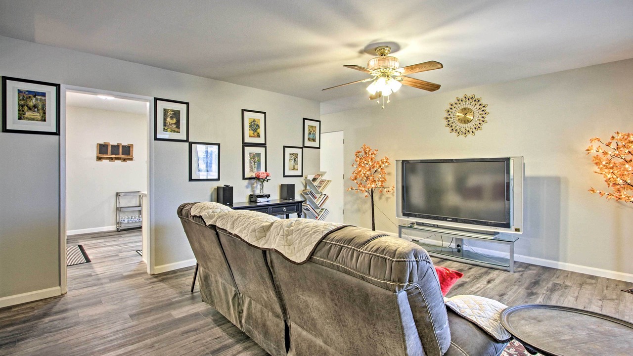 Photo of Livingroom in Sun City