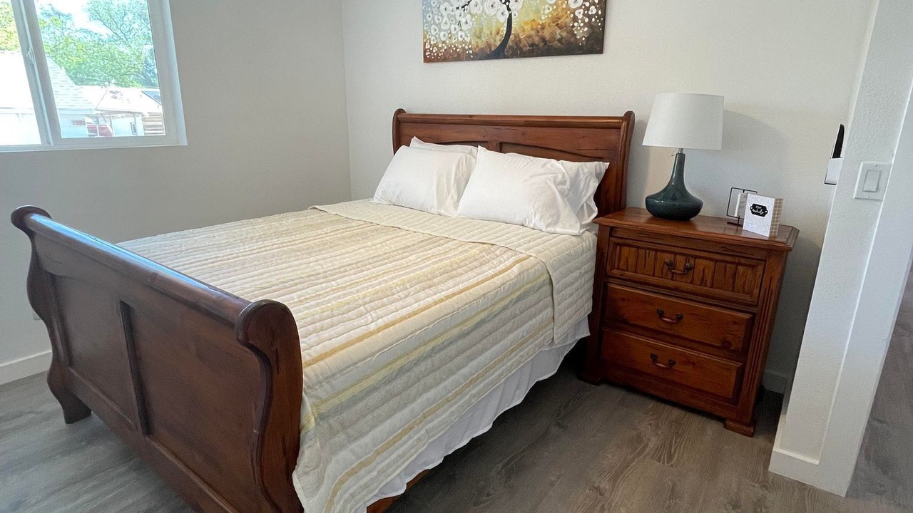 Photo of Bedroom in Globe