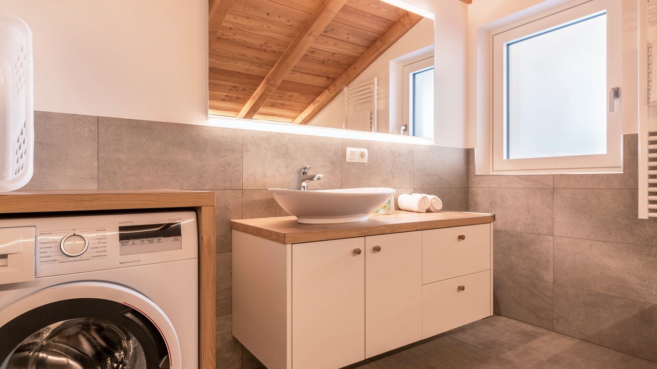 Photo of Bathroom in Lajen