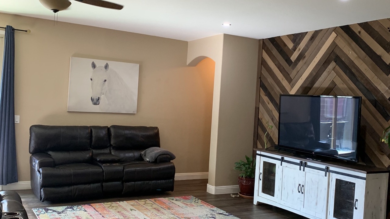 Photo of Livingroom in Queen Creek